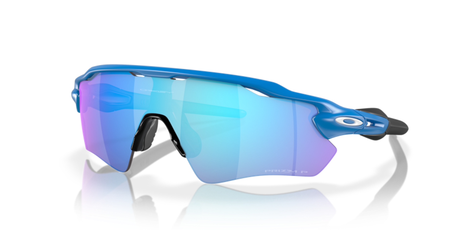 178_OAKLEYPIC1.png