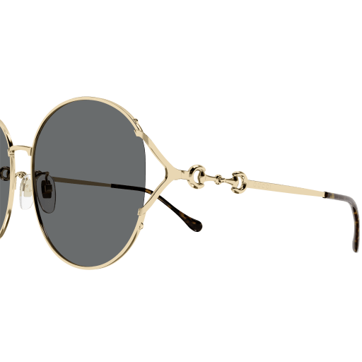 17_GUCCIPIC3.png