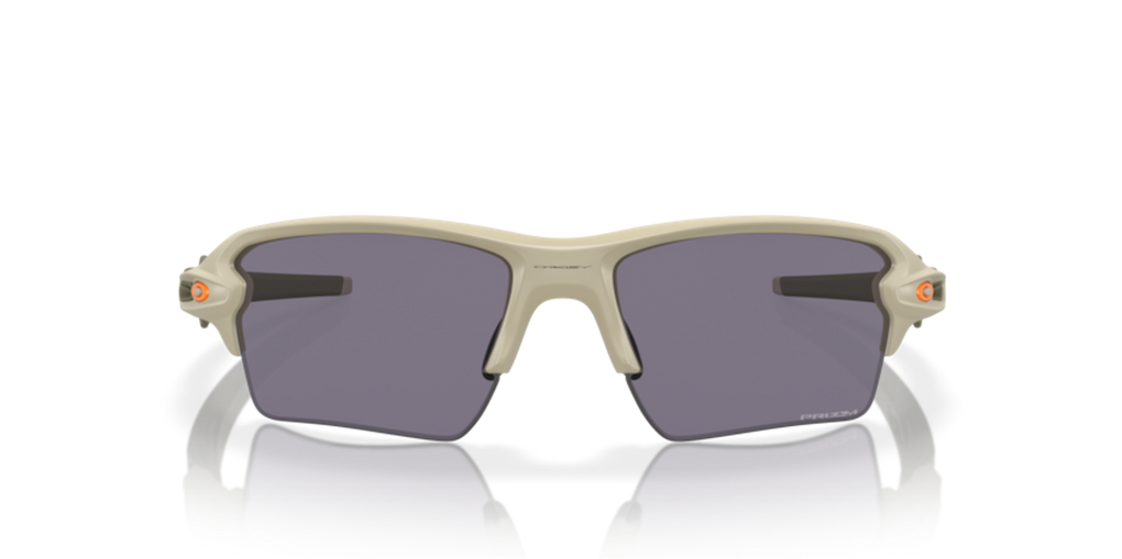 197_OAKLEYPIC2.png